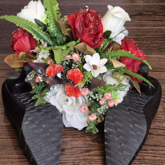 Chic Black Women's Shoes - Picture 2 of 15